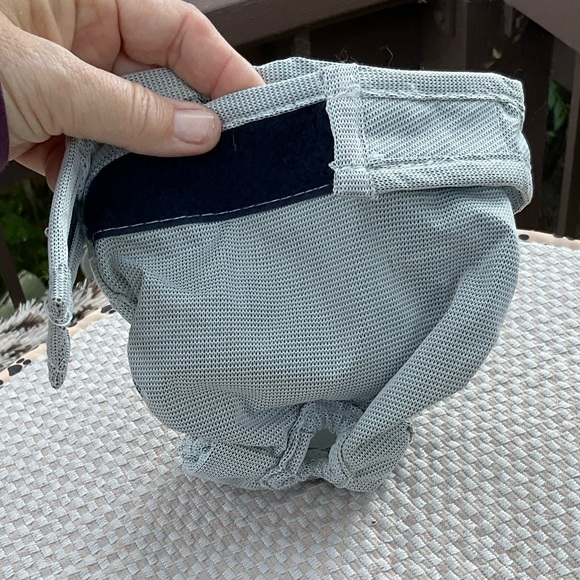 Pooch pad reusable dog diaper great for senior dogs Small - Picture 5 of 9